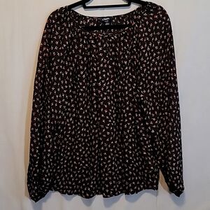 Chaps size XL flowered blouse in Black